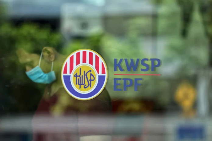 Over 150,000 husbands channel EPF contributions to wives via i-Sayang, RM309 million transferred Over 150,000 husbands channel EPF contributions to wives via i-Sayang, RM309 million transferred