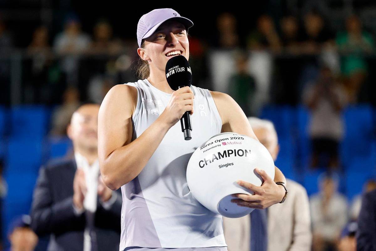 Iga Swiatek battles back to win Korea Open title in three sets Iga Swiatek battles back to win Korea Open title in three sets