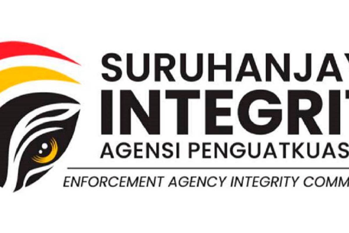 Immigration officer referred for disciplinary action over pass approval Immigration officer referred for disciplinary action over pass approval