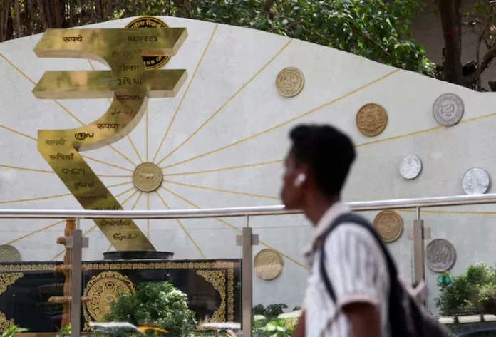 India_accelerates_financial_reforms_amid__17_billion_foreign_outflows