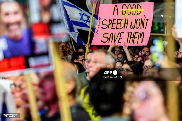 Israelis rally for Gaza deal ahead of Netanyahu-Trump White House meeting