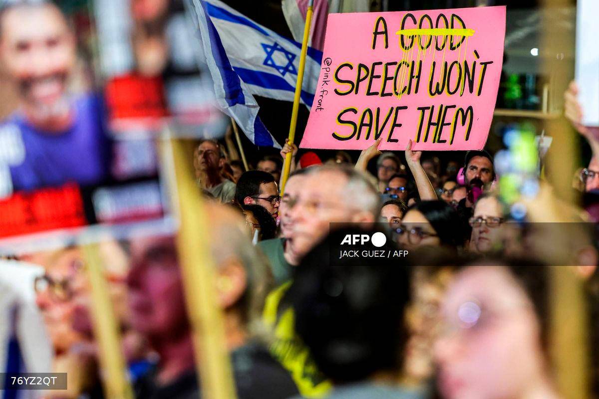 Israelis rally for Gaza deal ahead of Netanyahu-Trump White House meeting Israelis rally for Gaza deal ahead of Netanyahu-Trump White House meeting