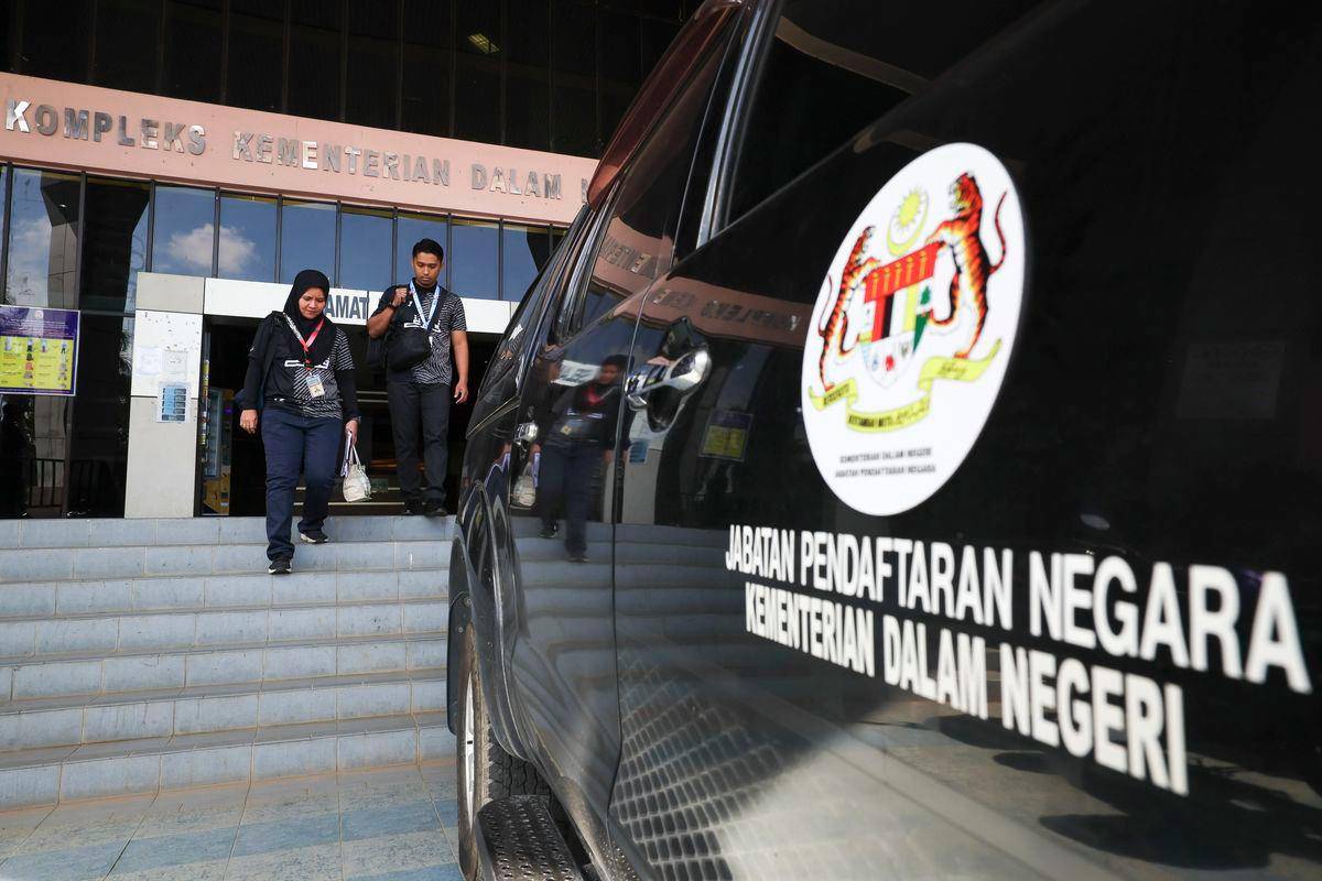 JPN sediakan saluran mudah ganti MyKad rosak dengan pelbagai pilihan