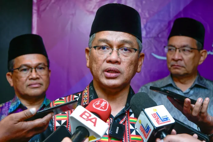 Jakim arah masjid, surau adakan solat hajat untuk Masjid Al-Aqsa Jakim arah masjid, surau adakan solat hajat untuk Masjid Al-Aqsa