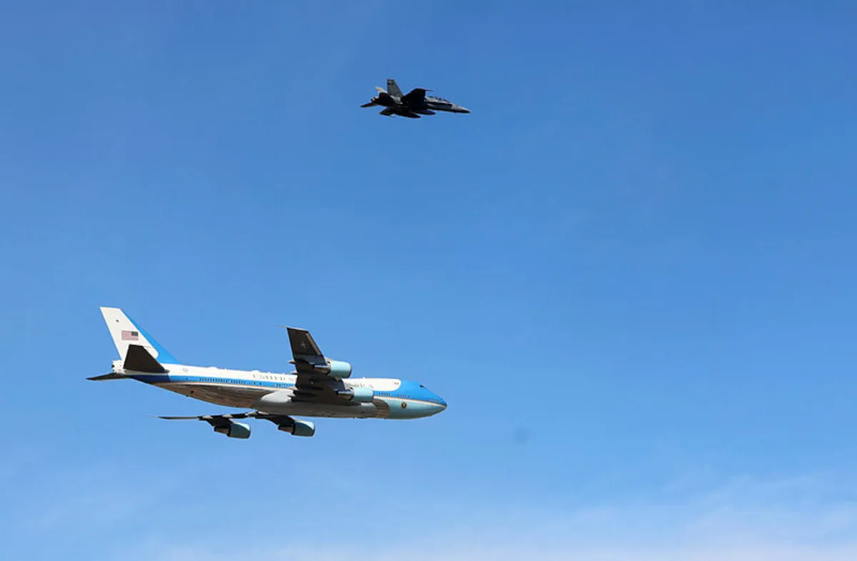 Jet pejuang TUDM iringi ketibaan Presiden Trump di Sidang Kemuncak ASEAN