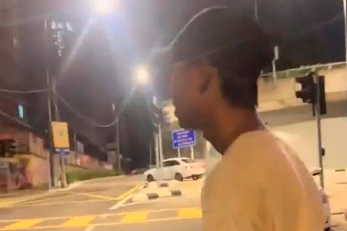 KL parking touts face backlash over unauthorised fee collection KL parking touts face backlash over unauthorised fee collection
