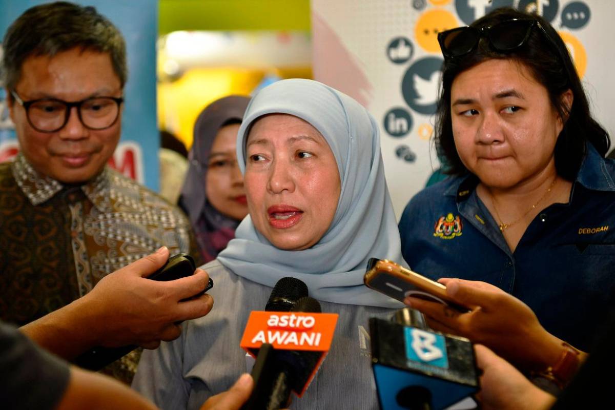 KPWKM reviews child protection laws against online sexual crimes KPWKM reviews child protection laws against online sexual crimes