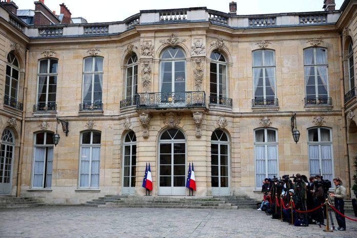 Kabinet baharu Perancis bincang isu belanjawan dalam mesyuarat pertama