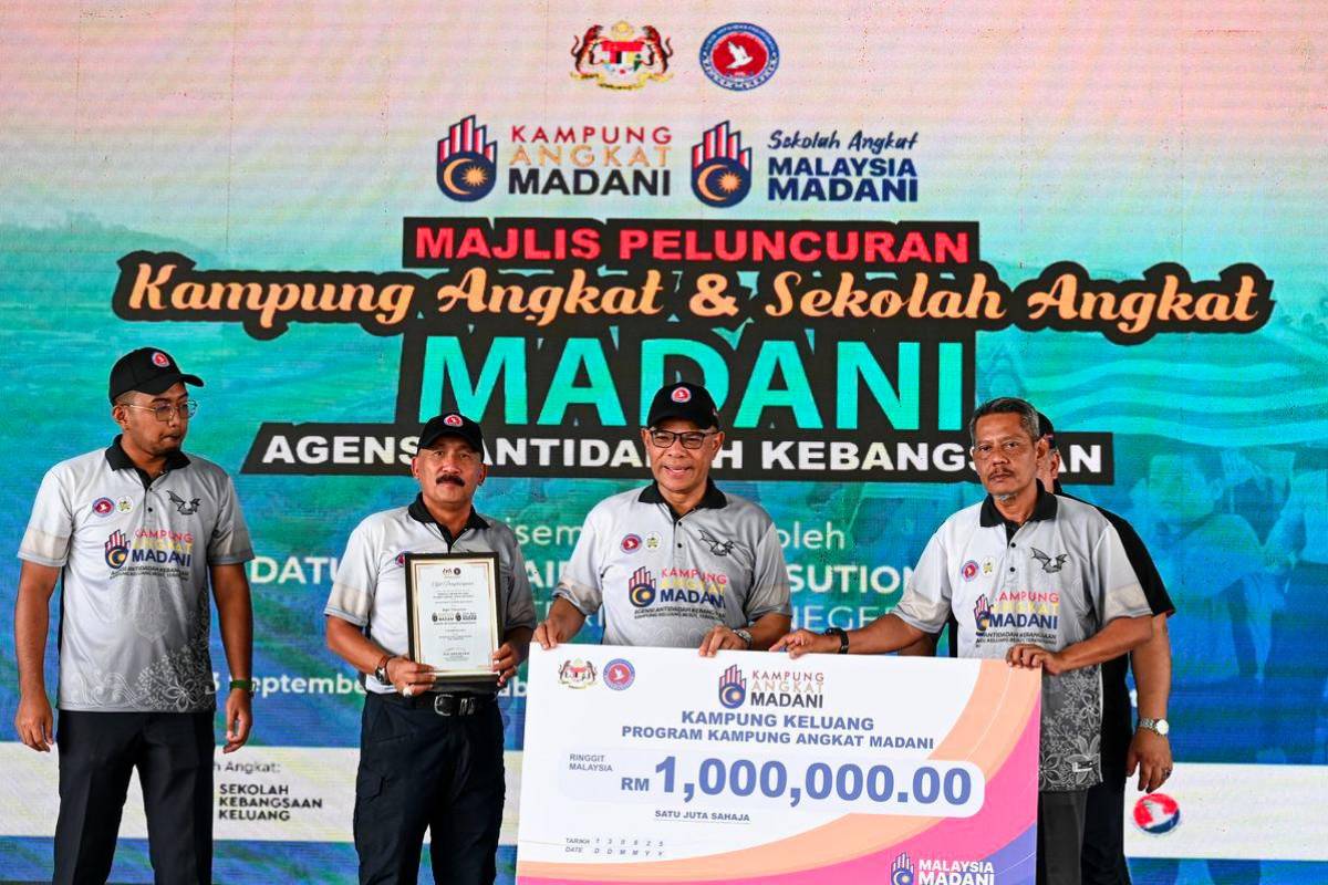 Kampung Keluang chosen as NADA MADANI adopted village for drug prevention Kampung Keluang chosen as NADA MADANI adopted village for drug prevention