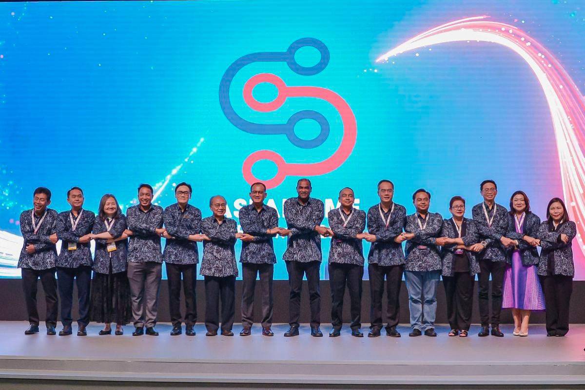 Kaukus PKS ASEAN dilancarkan perkukuh kerjasama perniagaan serantau Kaukus PKS ASEAN dilancarkan perkukuh kerjasama perniagaan serantau