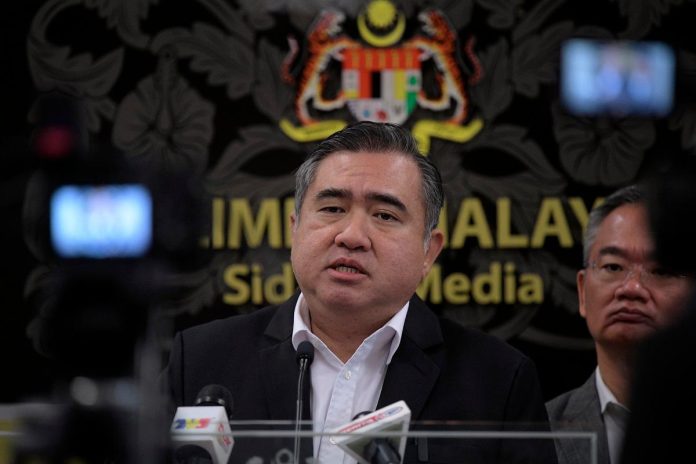 Kerajaan kaji pindaan undang-undang dakwa pengirim, penerima lori lebih muatan