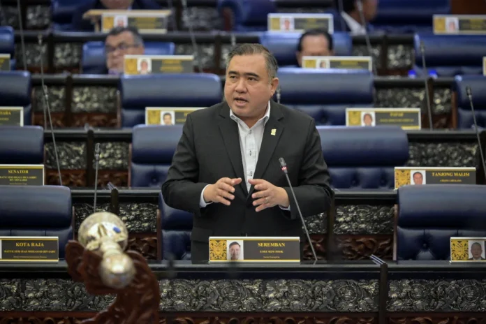 Kerajaan tegaskan tiada rundingan isu kenderaan lebih muatan