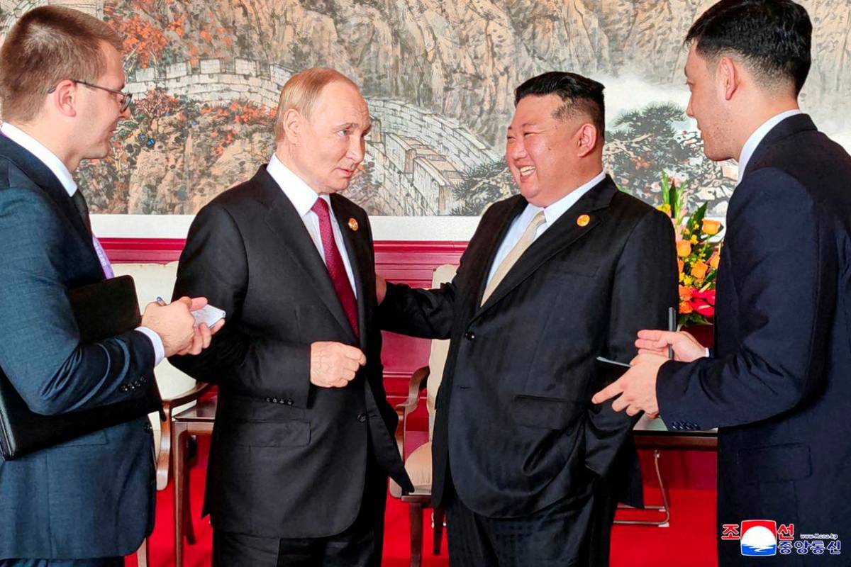 Kim Jong Un pledges full military support to Russia in Ukraine war Kim Jong Un pledges full military support to Russia in Ukraine war
