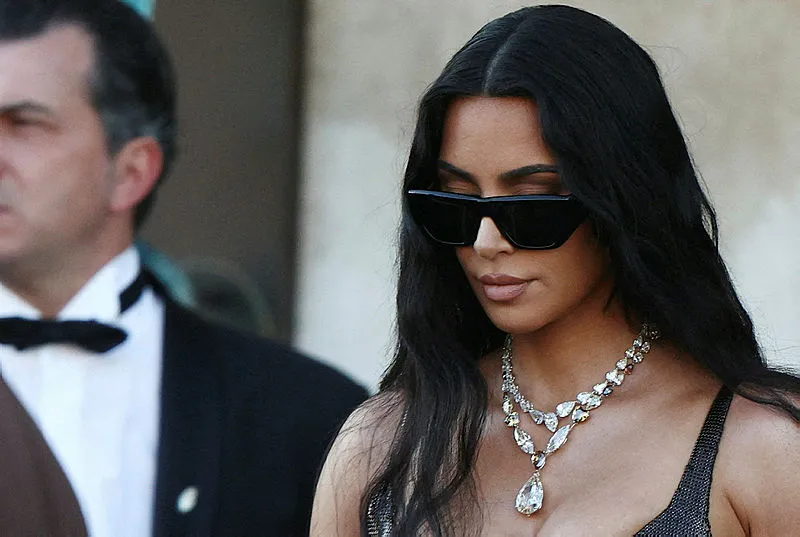 Kim Kardashian Reveals Brain Aneurysm on TV Kim Kardashian reveals brain aneurysm on TV
