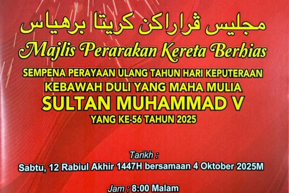 Lebih 50,000 rakyat meriahkan perarakan kereta berhias sempena ulang tahun Sultan Kelantan