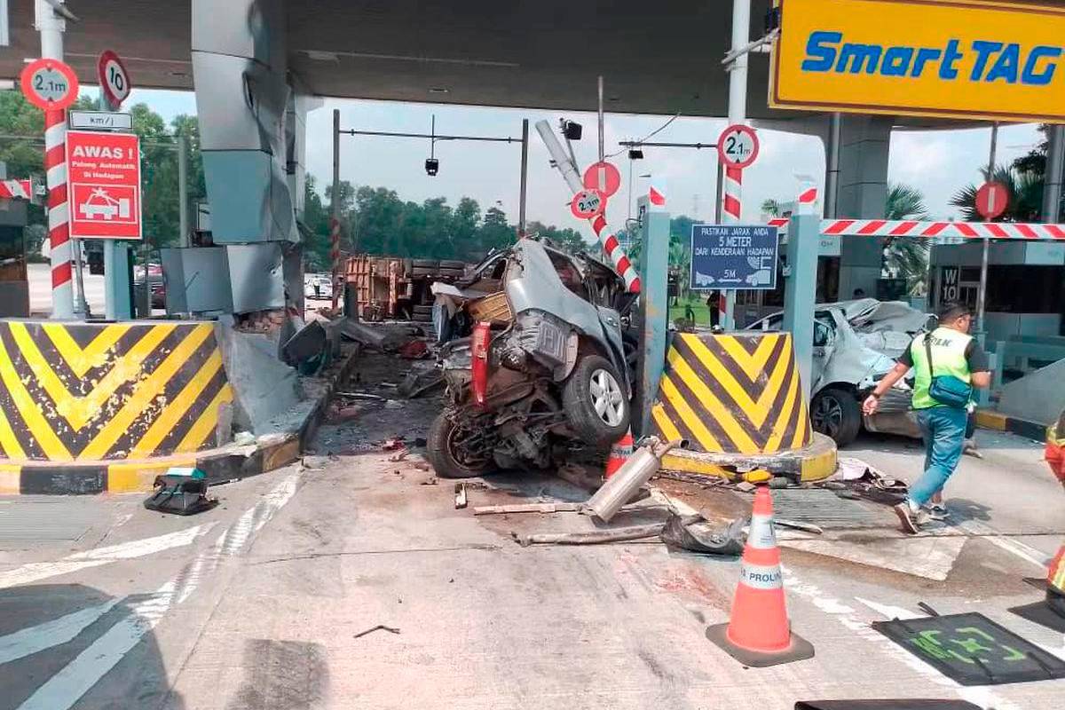 MIROS investigates brake failure in fatal Kajang toll plaza crash MIROS investigates brake failure in fatal Kajang toll plaza crash