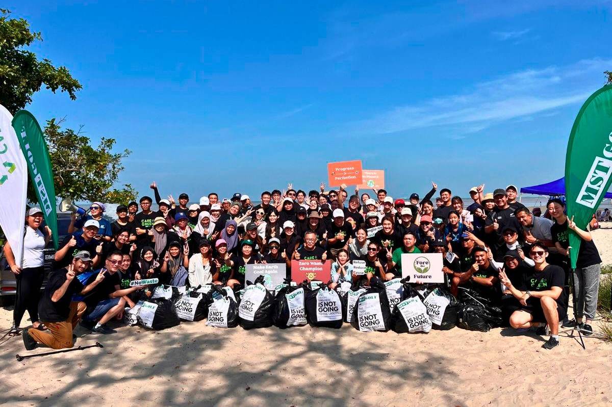 MST Golf Leads Coastal Clean-Up at Pantai Morib