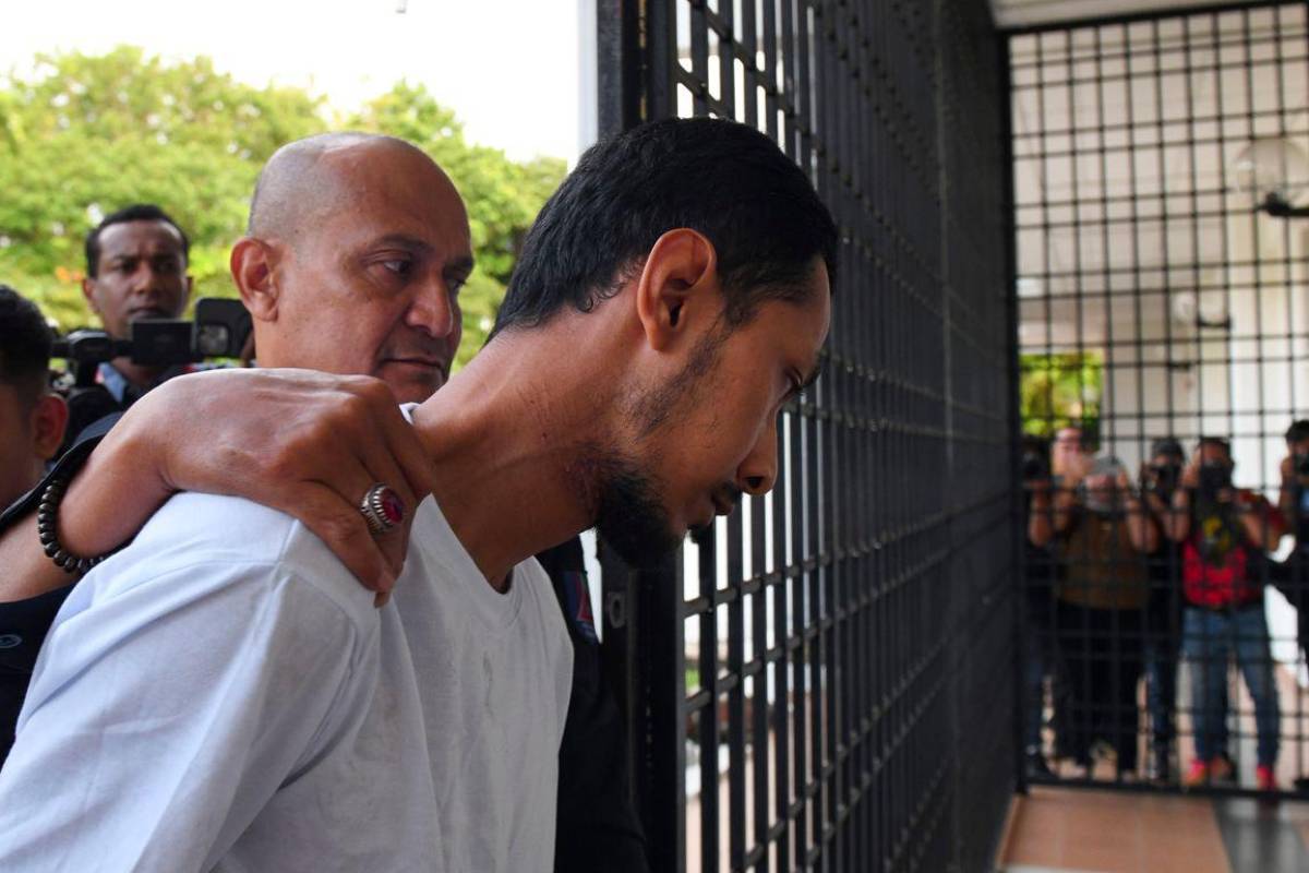 Mahkamah arah guru dituduh kelar isteri jalani pemeriksaan mental Mahkamah arah guru dituduh kelar isteri jalani pemeriksaan mental