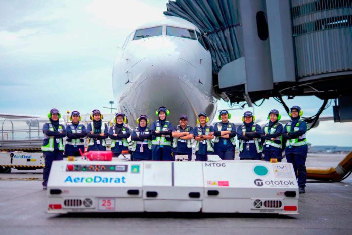 Malaysia Airlines cipta sejarah penerbangan dikendali semua petugas wanita