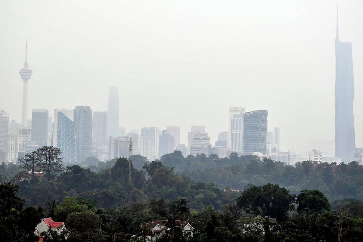 Malaysia komited laksanakan pelan hala tuju bebas jerebu ASEAN 2030 Malaysia komited laksanakan pelan hala tuju bebas jerebu ASEAN 2030