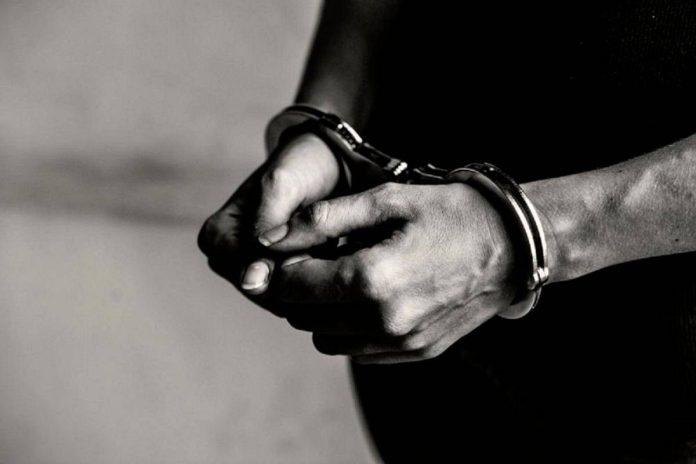 Malaysian man arrested in Singapore with 18,400 e-vaporisers