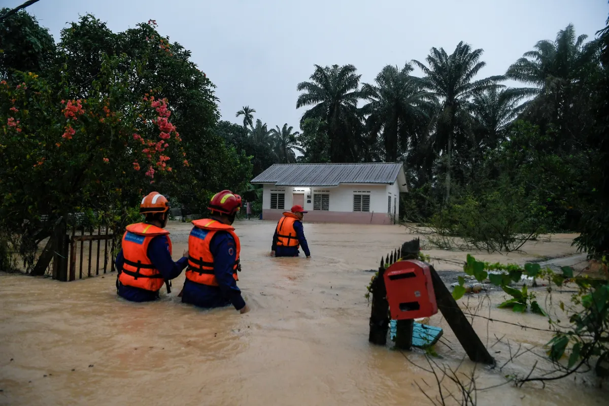 Mangsa banjir di tiga negeri meningkat kepada 5,806 orang
