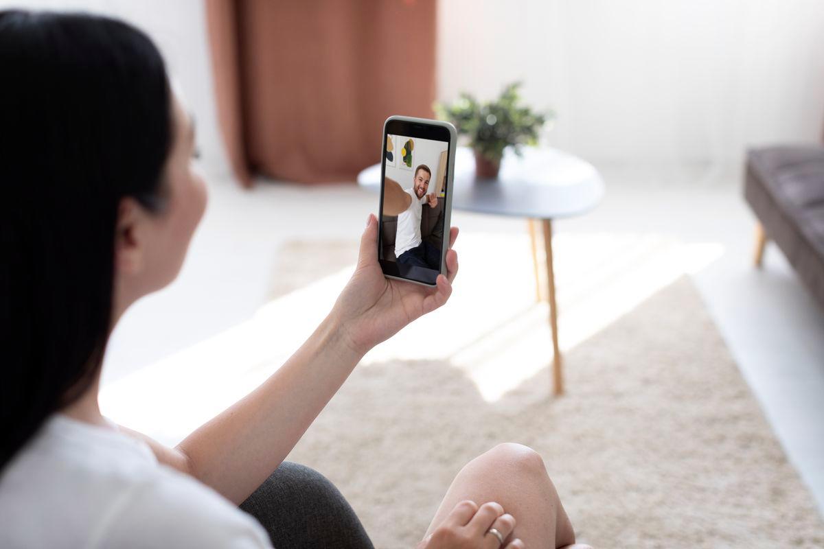 ‘Meaningful communication vital in long-distance relationships’