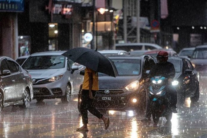 MetMalaysia issues tropical storm advisory for Fengshen