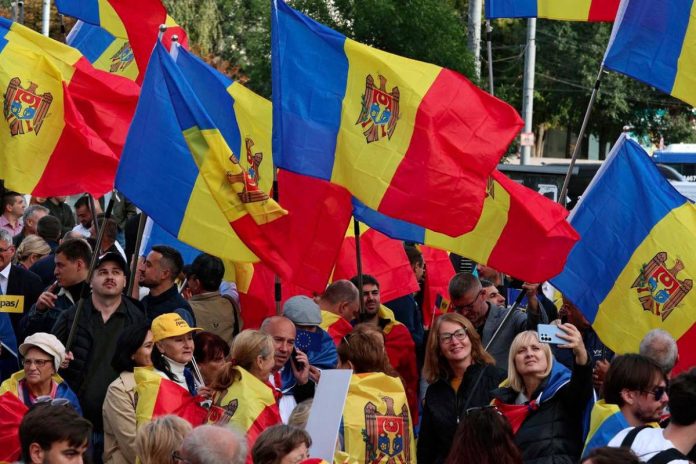 Moldova bars second pro-Russian party from parliamentary vote