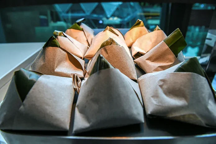Nasi lemak dan kuih tradisional duta diplomasi makanan ASEAN Nasi lemak dan kuih tradisional duta diplomasi makanan ASEAN