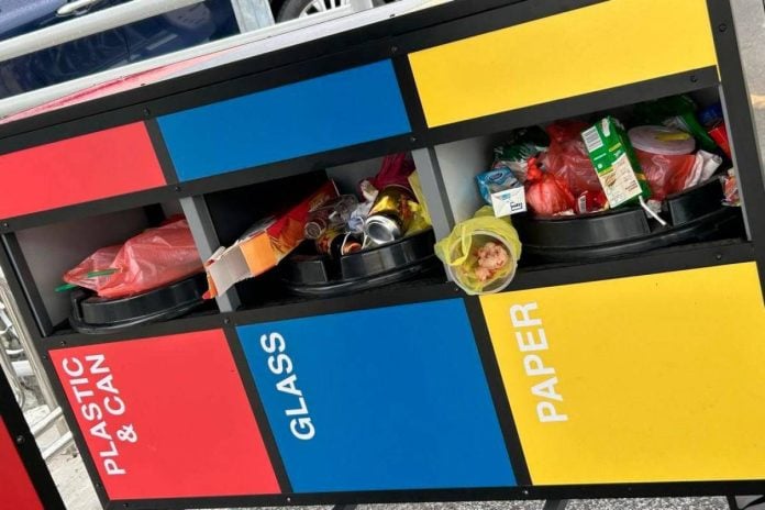 Netizen frustrated with trash dumped in wrong recycling bins