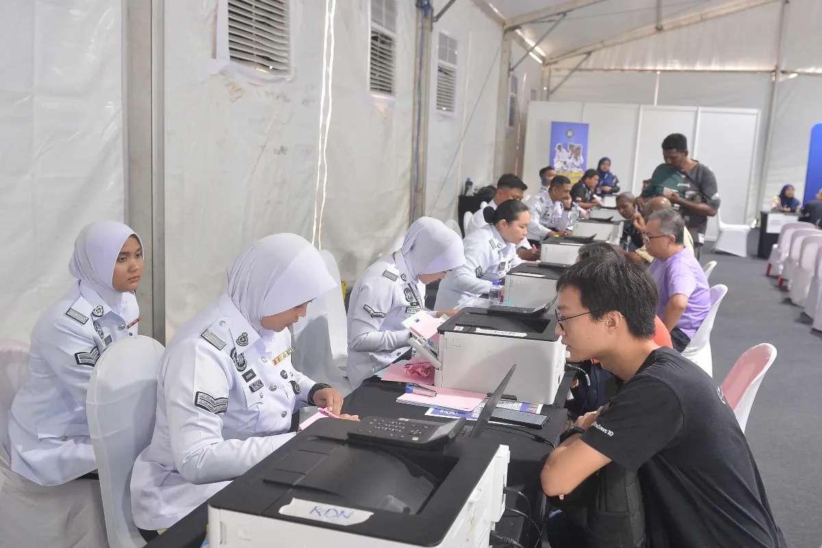 New summons discount mechanism aims to boost road safety in Malaysia New summons discount mechanism aims to boost road safety in Malaysia