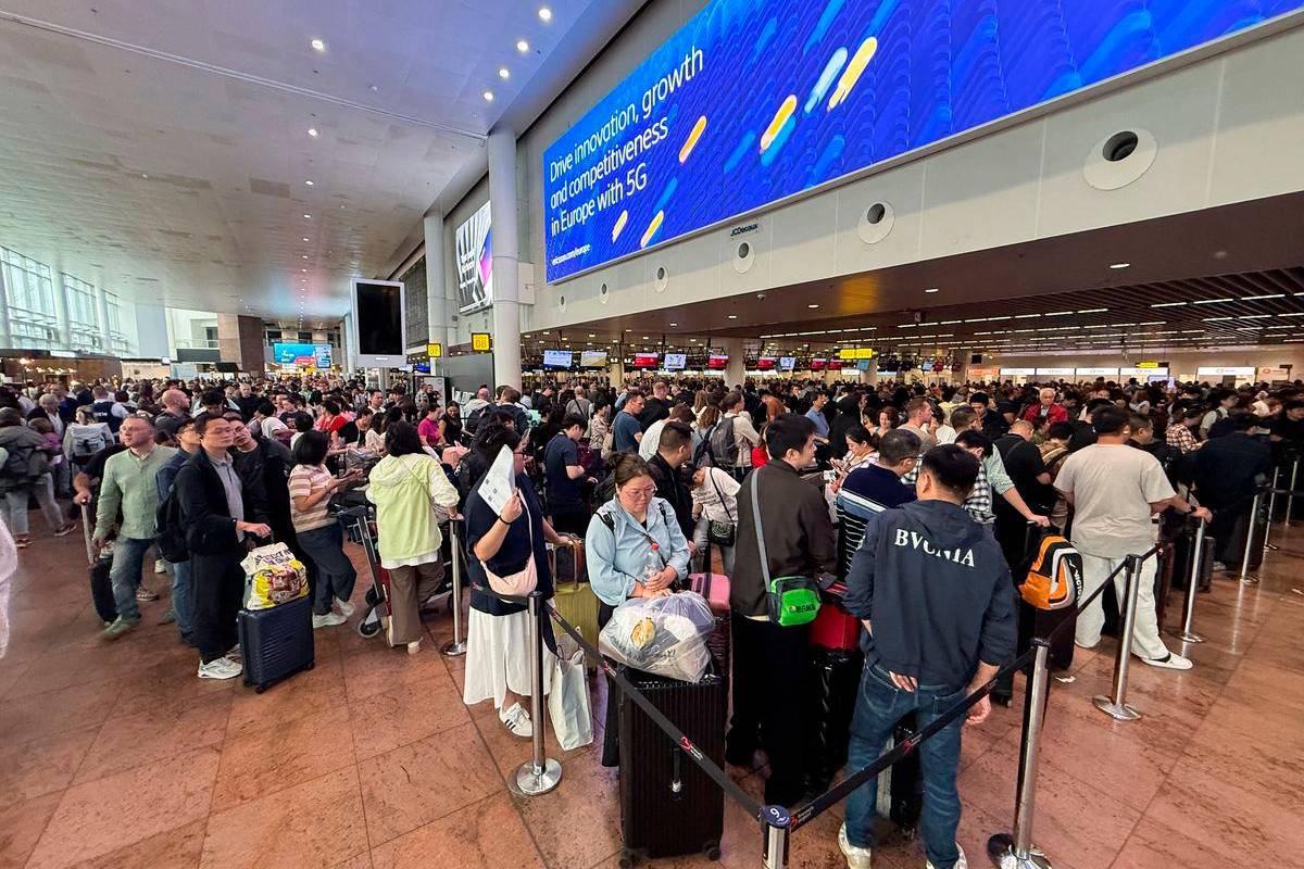 No threats at Polish airports after cyberattack disrupts European hubs, deputy PM says