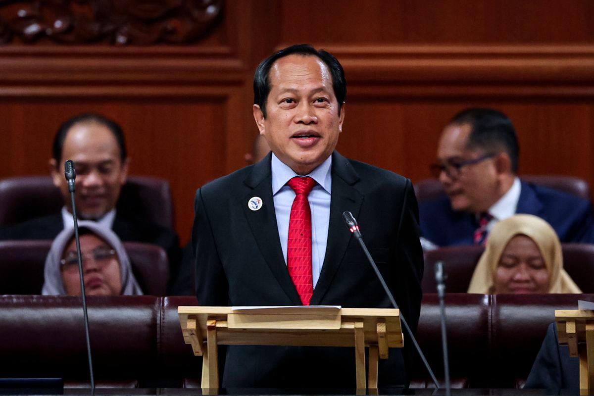 Over 10,000 street lights installed on Sarawak Pan Borneo Highway Over 10,000 street lights installed on Sarawak Pan Borneo Highway