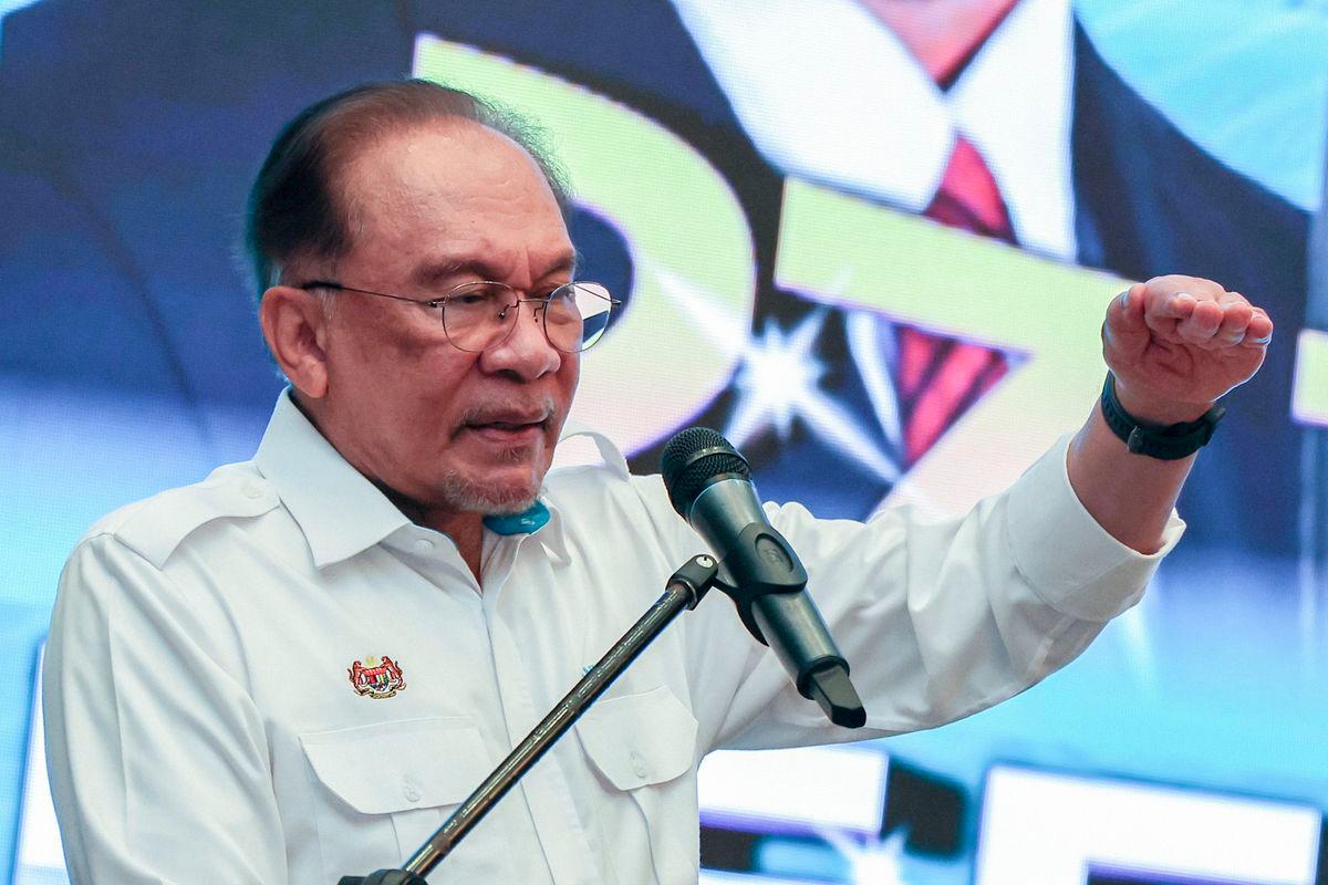 PM Anwar says government ends culture of leaders plundering wealth PM Anwar says government ends culture of leaders plundering wealth
