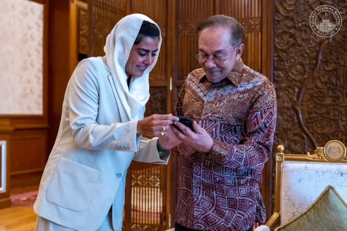 PM Anwar terima kunjungan hormat ahli lembaga WSF Puteri Sama