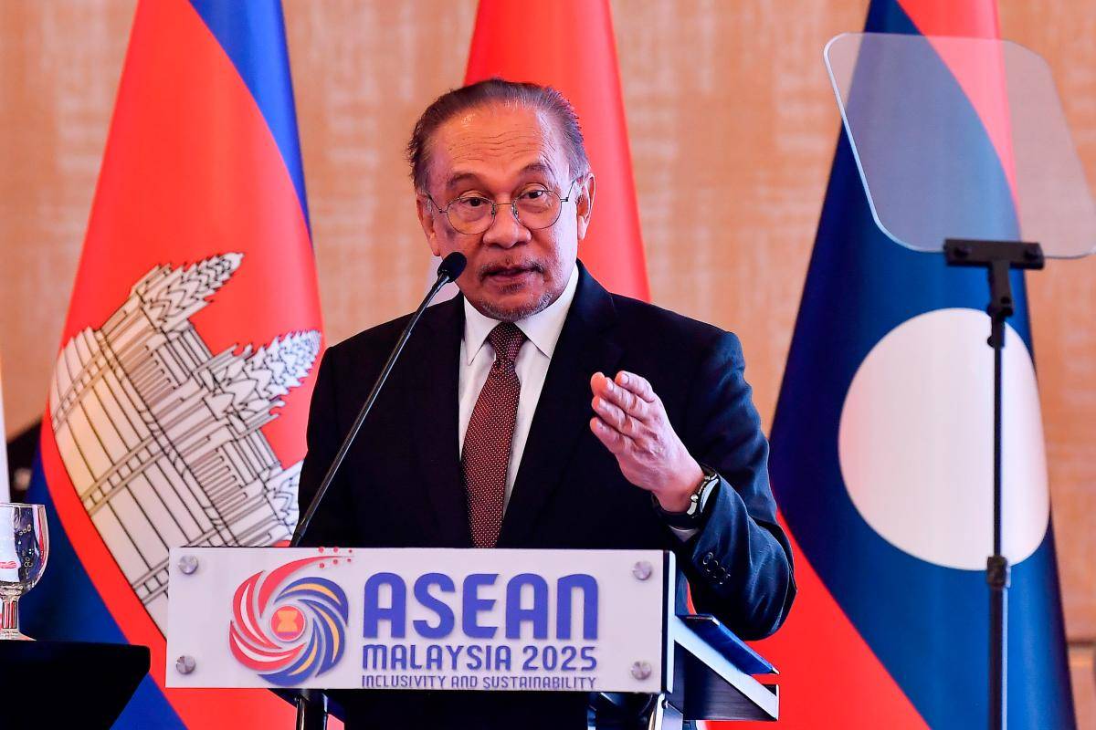 PM Anwar urges ASEAN leaders to listen to youths PM Anwar urges ASEAN leaders to listen to youths