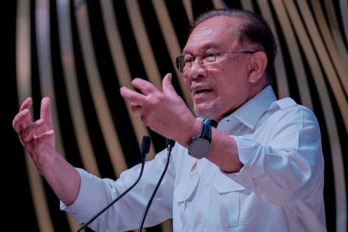 PM Anwar urges Malaysians to cherish peace amid global conflicts