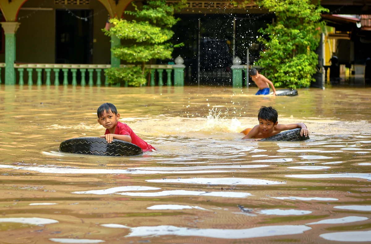 Perak and Kedah flood situation improves with evacuee numbers falling Perak and Kedah flood situation improves with evacuee numbers falling