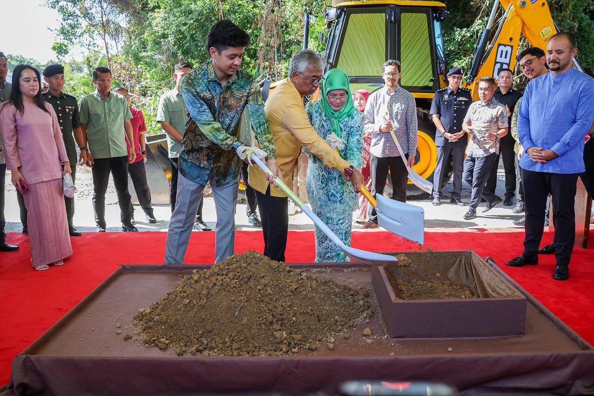 Pahang Sultan officiates groundbreaking for Al-Sultan Abdullah Village of Hope