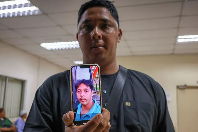 Pekerja balak maut diserang gajah liar spesies Elephas maximus di Gua Musang Pekerja balak maut diserang gajah liar spesies Elephas maximus di Gua Musang