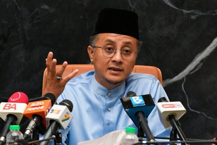 Penang food outlet false halal certificate video dates back to July