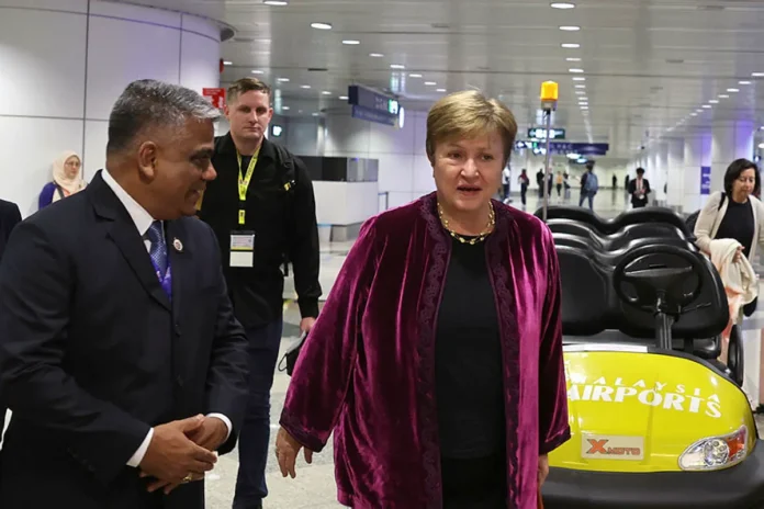 International Monetary Fund (IMF) Managing Director Kristalina Georgieva arrives in Malaysia tonight to attend the 47th ASEAN Summit and Related Summits at the Kuala Lumpur Convention Centre (KLCC) from tomorrow (Oct 26) to Oct 28.