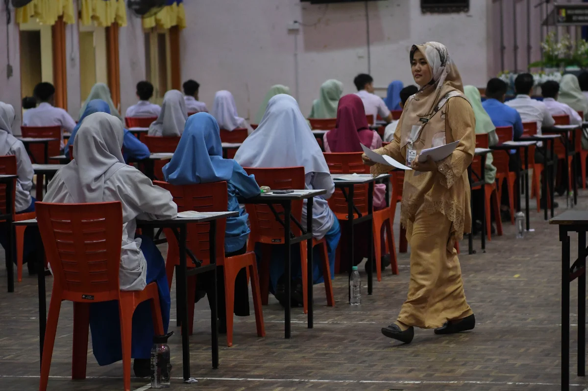 Perak_education_department_implements_flood_measures_for_SPM_exams