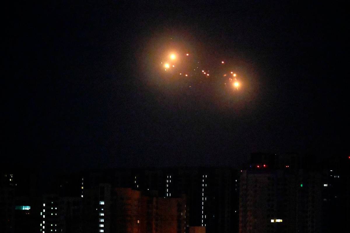Poland downs hostile objects in airspace during Russian Ukraine attack Poland downs hostile objects in airspace during Russian Ukraine attack