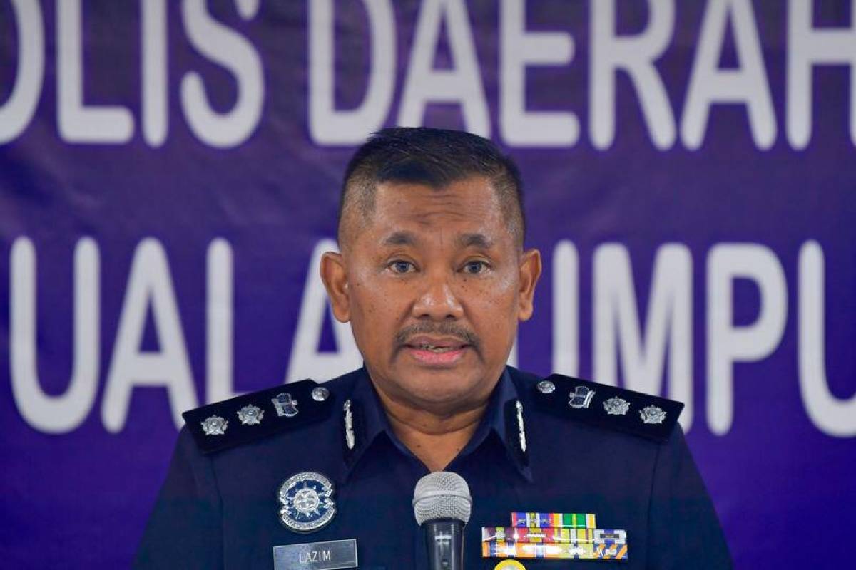 Police confirm discovery of unidentified body in car in Setapak Police confirm discovery of unidentified body in car in Setapak