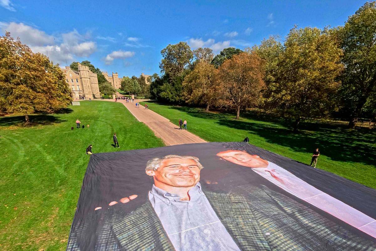 Protesters project Epstein video at Windsor Castle before Trump UK visit Protesters project Epstein video at Windsor Castle before Trump UK visit