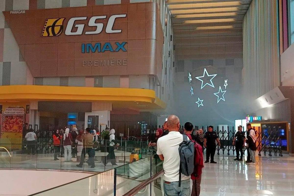 Putrajaya shopping mall cinema kitchen fire causes 30% damage