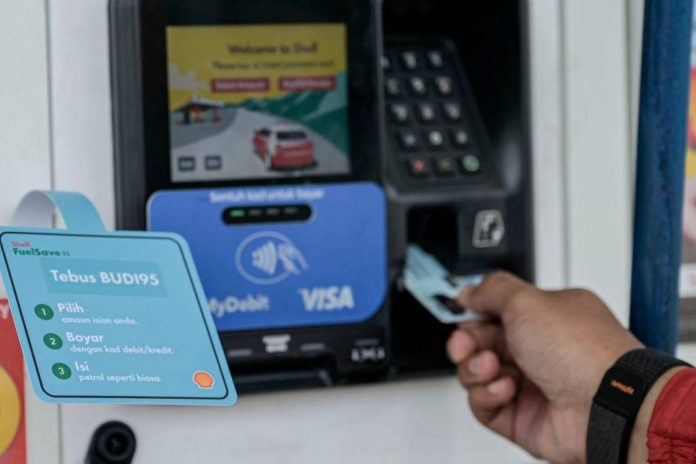 Rakyat diingat ganti MyKad rosak untuk subsidi petrol BUDI95