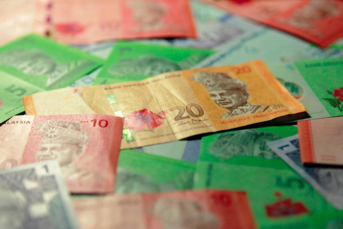 Ringgit opens higher against US dollar on weak US jobs data Ringgit opens higher against US dollar on weak US jobs data